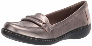 爆料有奖！限尺码，Clarks Ashland Lily 女士乐福鞋 Pewter Leather 55 M US码 prime含税到手约131.93元