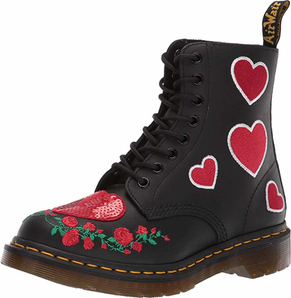 Dr. Martens 1460 Pascal Hearts 马丁靴女