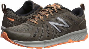 New Balance 590v4 FuelCore Trail Running 女款越野跑鞋