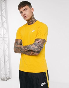 Nike Club crew neck t-shirt in yellow 男士T恤