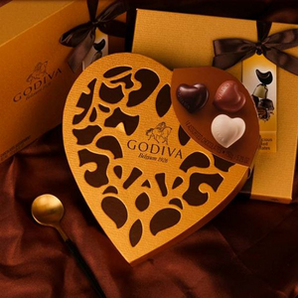 prime会员！GODIVA 歌帝梵 金装系列 14颗巧克力心形礼盒装 直邮含税到手￥154.33