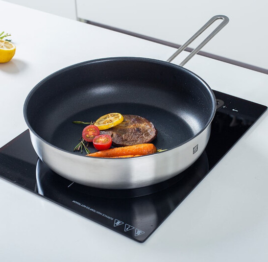 zwilling 双立人 nova plus 不粘煎锅 28cm 299元包邮(需用券)