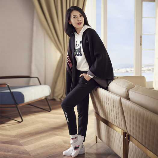 fila斐乐f11w018218fwt女装时尚刺绣卫衣