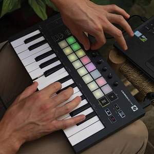 国内1860元！Novation 诺维逊 Launchkey 25 [MK3] 第三代MIDI编曲键盘 25键 直邮含税到手￥1174.97