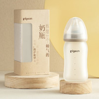 Pigeon 贝亲 简约风格系列 AA177 硅橡胶护层玻璃奶瓶 240ml M 3月+